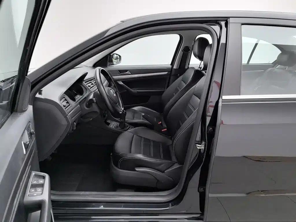 2019 Volkswagen Lavida, Lavida Start-up 1.5L Manual Fashion Edition (National VI Emission Standard) — миниатюра 10