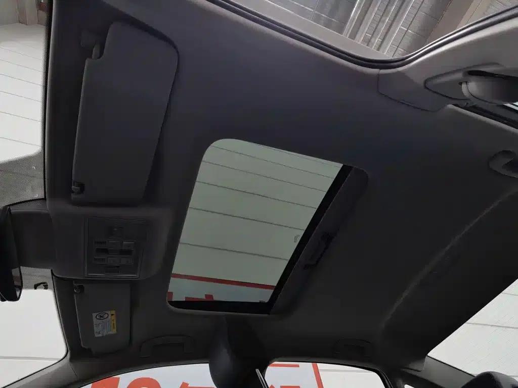 2023 Volkswagen Lavida 300TSI DSG Full Comfort Edition — миниатюра 14