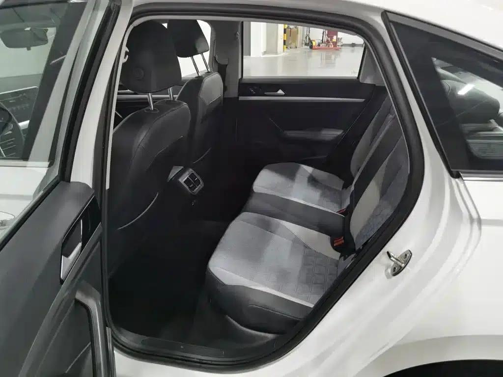 2023 Volkswagen Lavida 300TSI DSG Full Comfort Edition — миниатюра 15