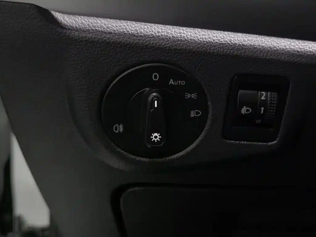 2023 Volkswagen Lavida 300TSI DSG Full Comfort Edition — миниатюра 21