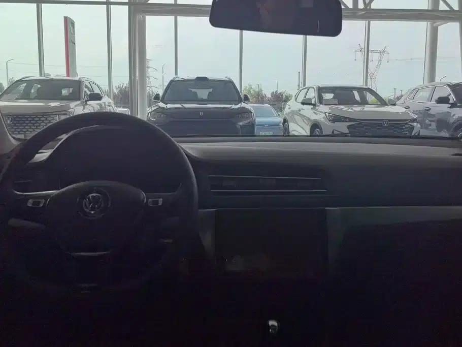 2019 Volkswagen Lavida 1.5L Automatic Comfort Edition (China VI Emission Standard) — миниатюра 12