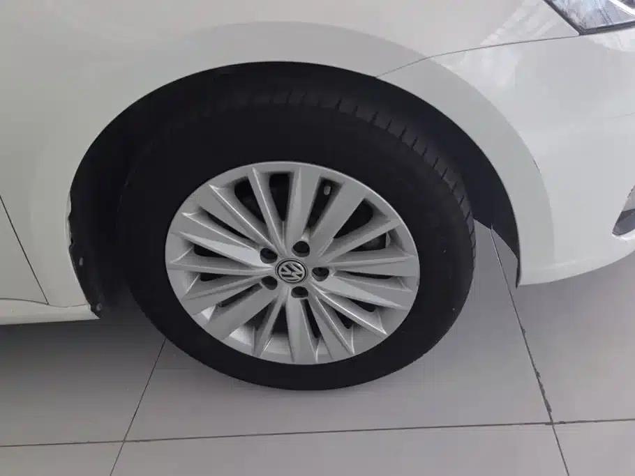 2019 Volkswagen Lavida 1.5L Automatic Comfort Edition (China VI Emission Standard) — миниатюра 6