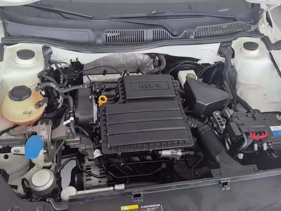 2019 Volkswagen Lavida 1.5L Automatic Comfort Edition (China VI Emission Standard) — миниатюра 10