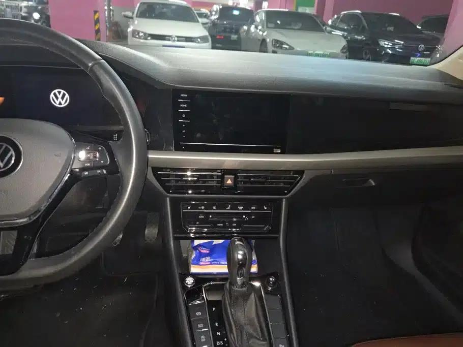 2021 Volkswagen Lavida 280TSI DSG Luxury Edition — миниатюра 13