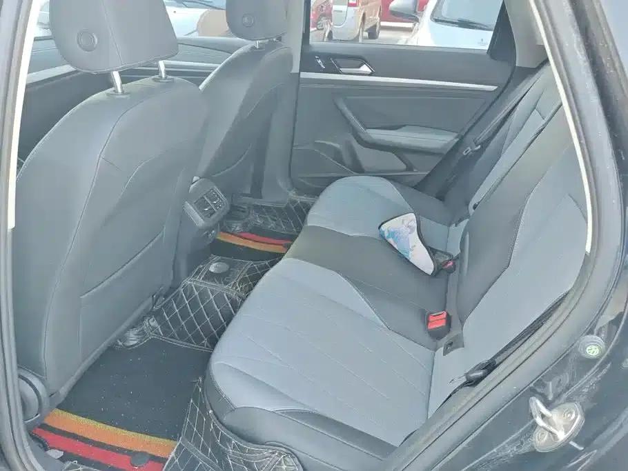 2023 Volkswagen Lavida 1.5L Automatic Five Million Edition — миниатюра 11