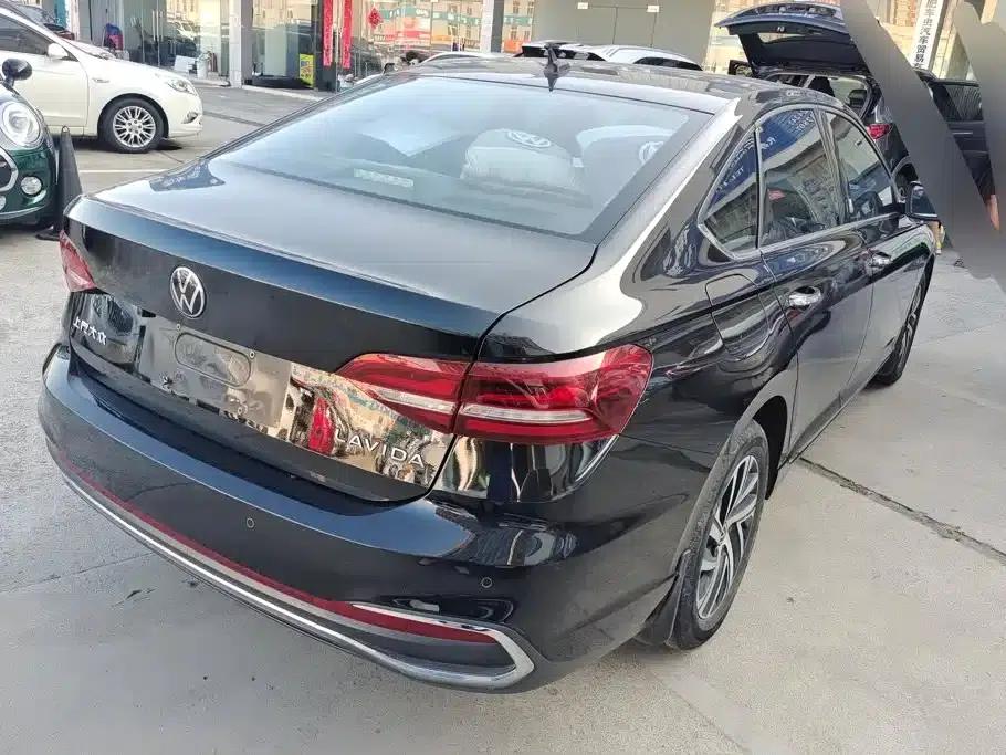 2023 Volkswagen Lavida 1.5L Automatic Five Million Edition — миниатюра 3
