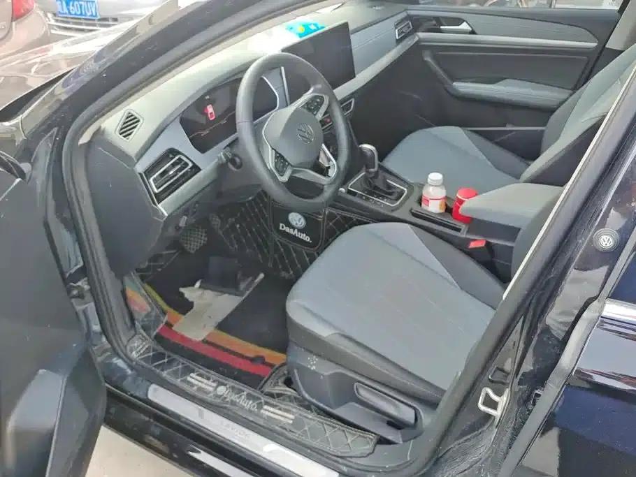 2023 Volkswagen Lavida 1.5L Automatic Five Million Edition — миниатюра 9