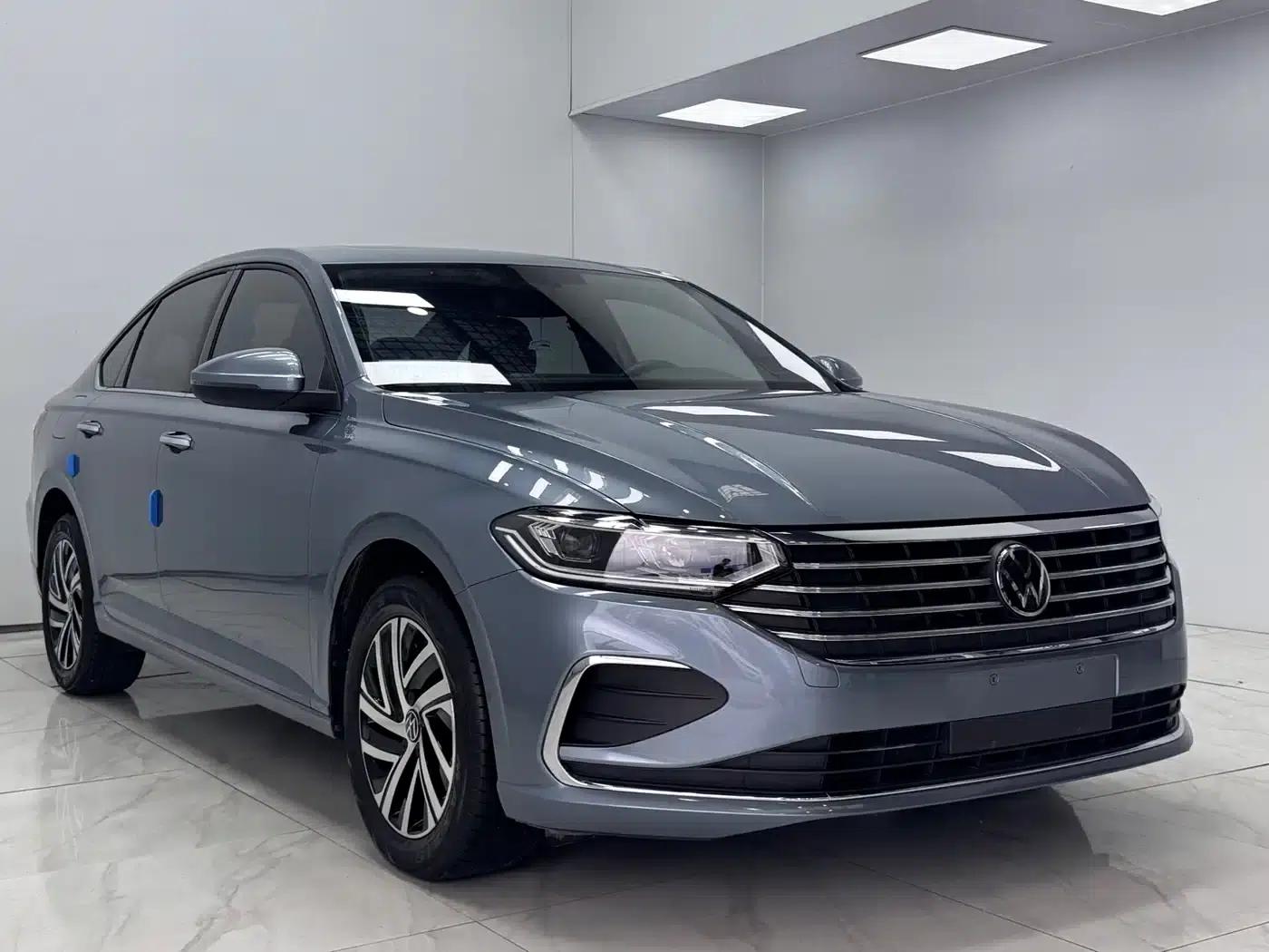2023 Volkswagen Lavida 1.5L Automatic Five Million Edition — миниатюра 3