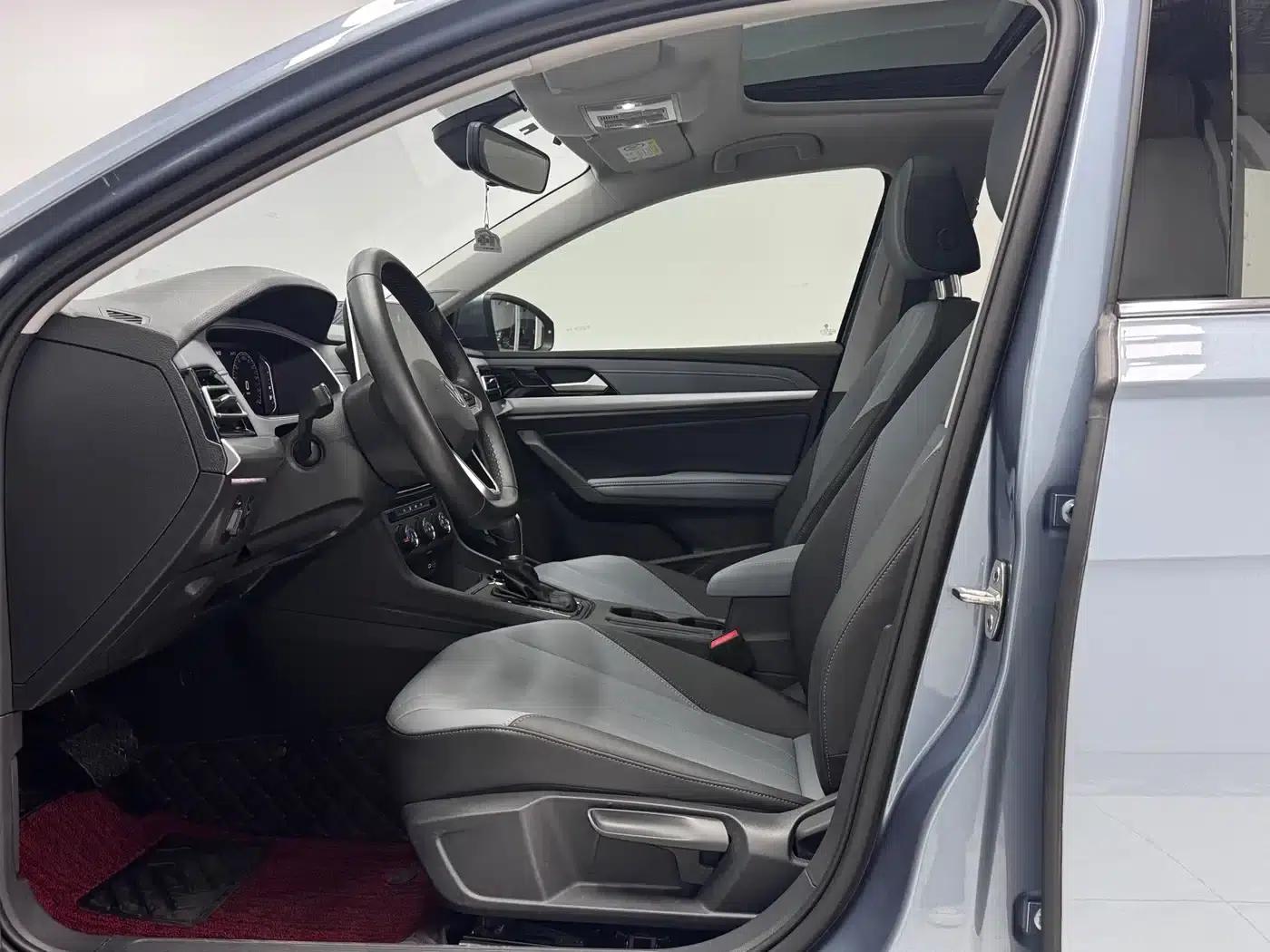 2023 Volkswagen Lavida 1.5L Automatic Five Million Edition — миниатюра 9