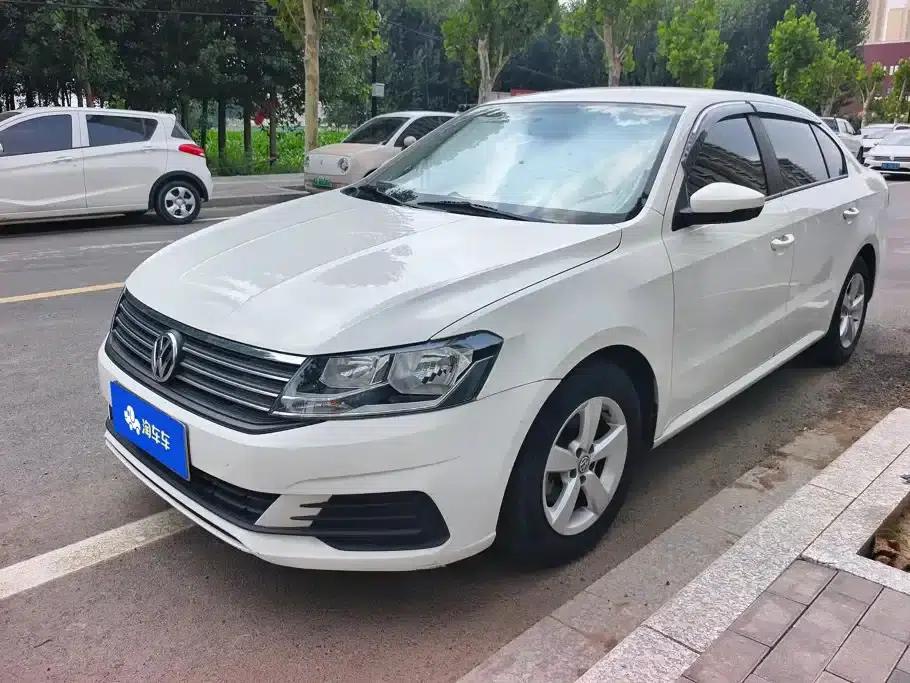 2019 Volkswagen Lavida, Lavida Qihang 1.5L Automatic Fashion Edition (National VI Emission Standard) — миниатюра 1