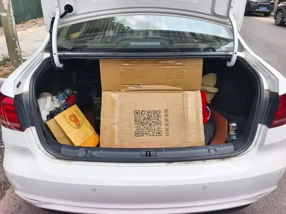 2019 Volkswagen Lavida, Lavida Qihang 1.5L Automatic Fashion Edition (National VI Emission Standard) — миниатюра 4