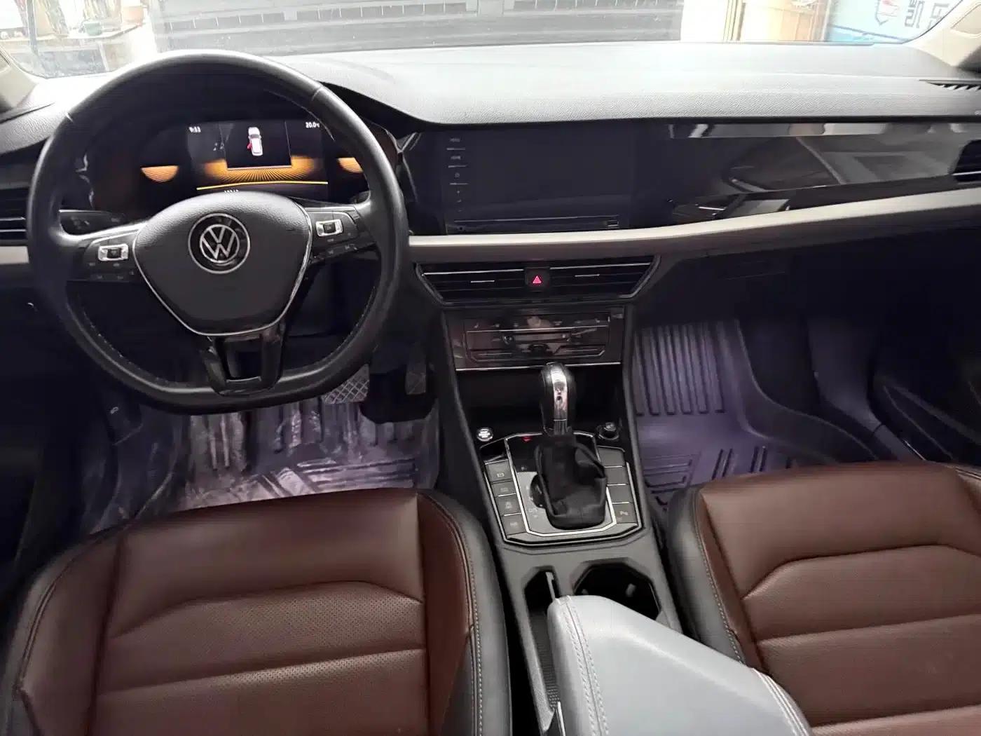 2021 Volkswagen Lavida 280TSI DSG Luxury Edition — миниатюра 11