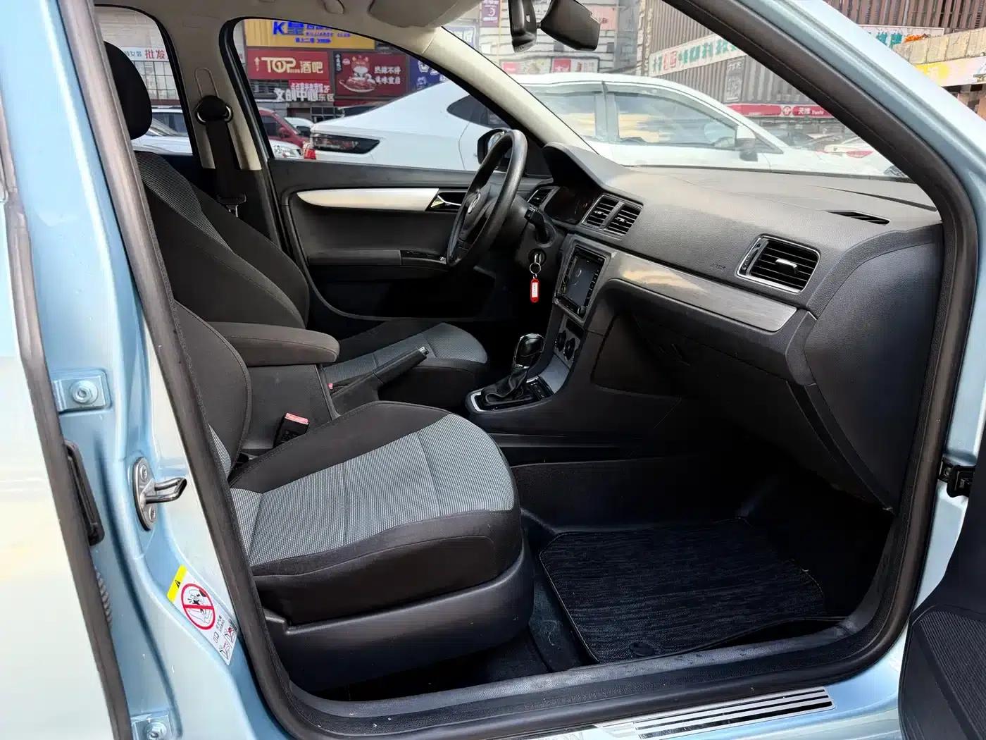 2014 Volkswagen Lavida 1.4TSI DSG BlueMotion Technology Edition — миниатюра 10