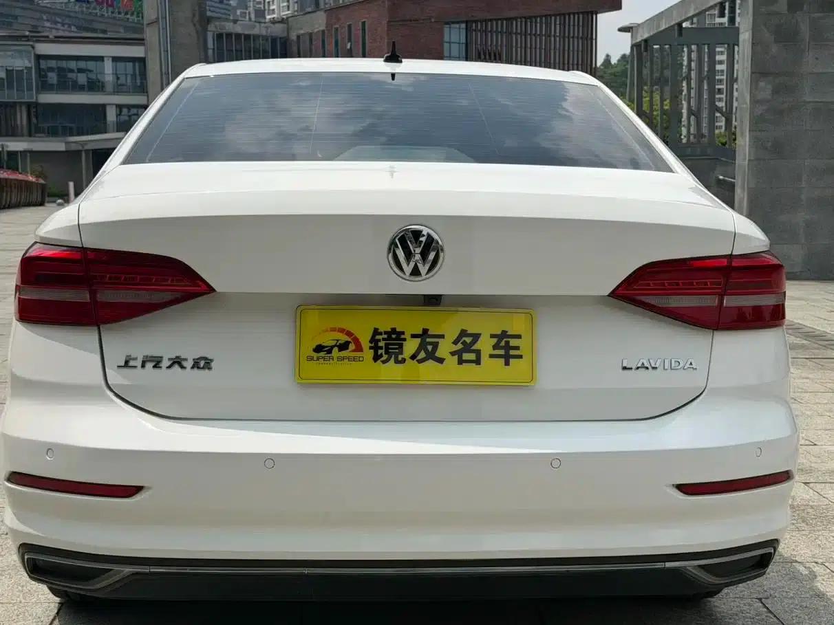 2019 Volkswagen Lavida 1.5L Automatic Comfort Edition (China VI Emission Standard) — миниатюра 15