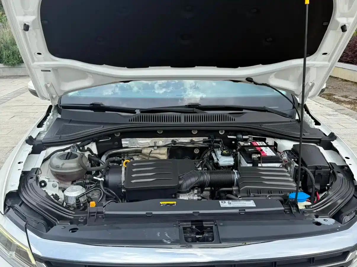 2019 Volkswagen Lavida 1.5L Automatic Comfort Edition (China VI Emission Standard) — миниатюра 22