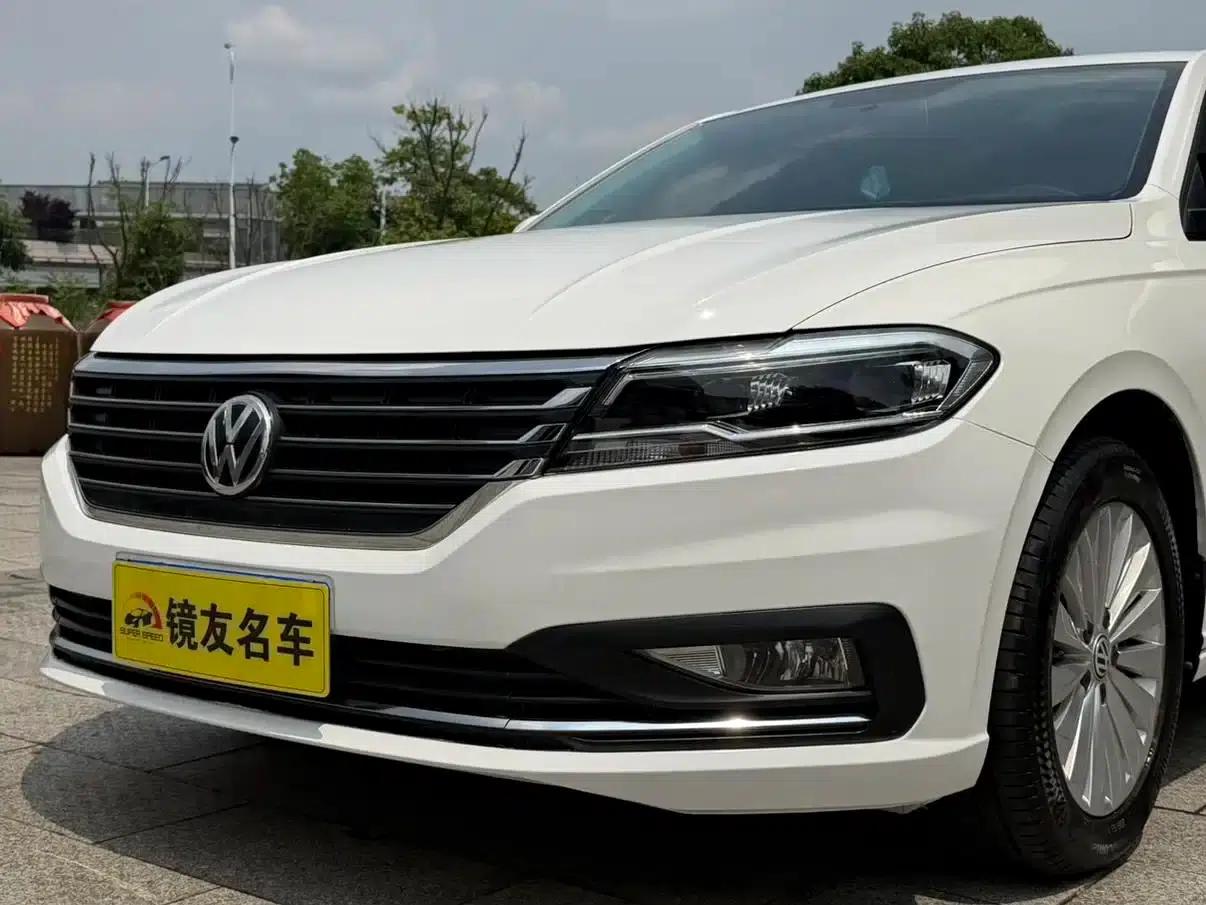 2019 Volkswagen Lavida 1.5L Automatic Comfort Edition (China VI Emission Standard) — миниатюра 9