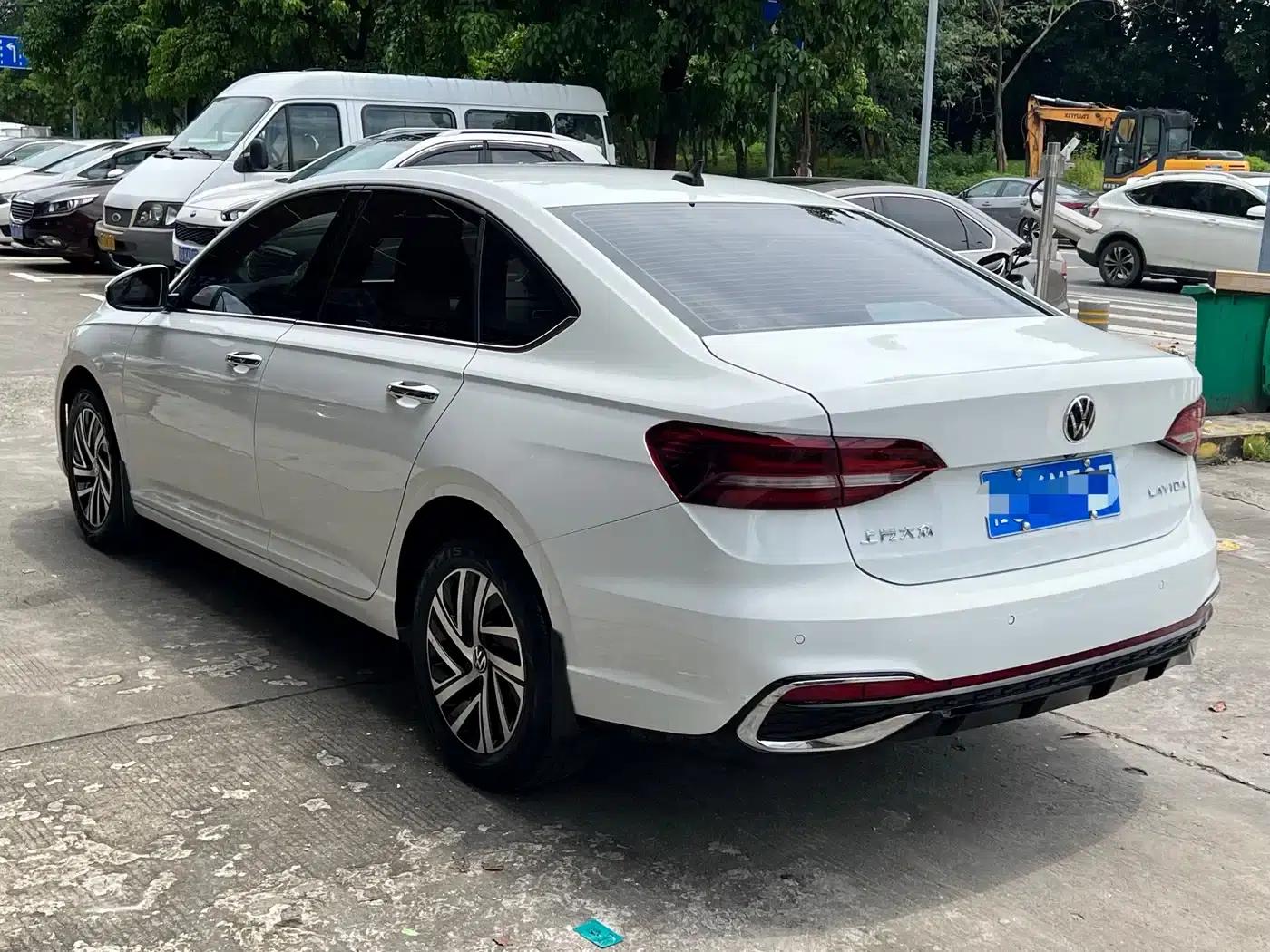 2023 Volkswagen Lavida 1.5L Automatic Starry Sky Five Million Edition — миниатюра 11