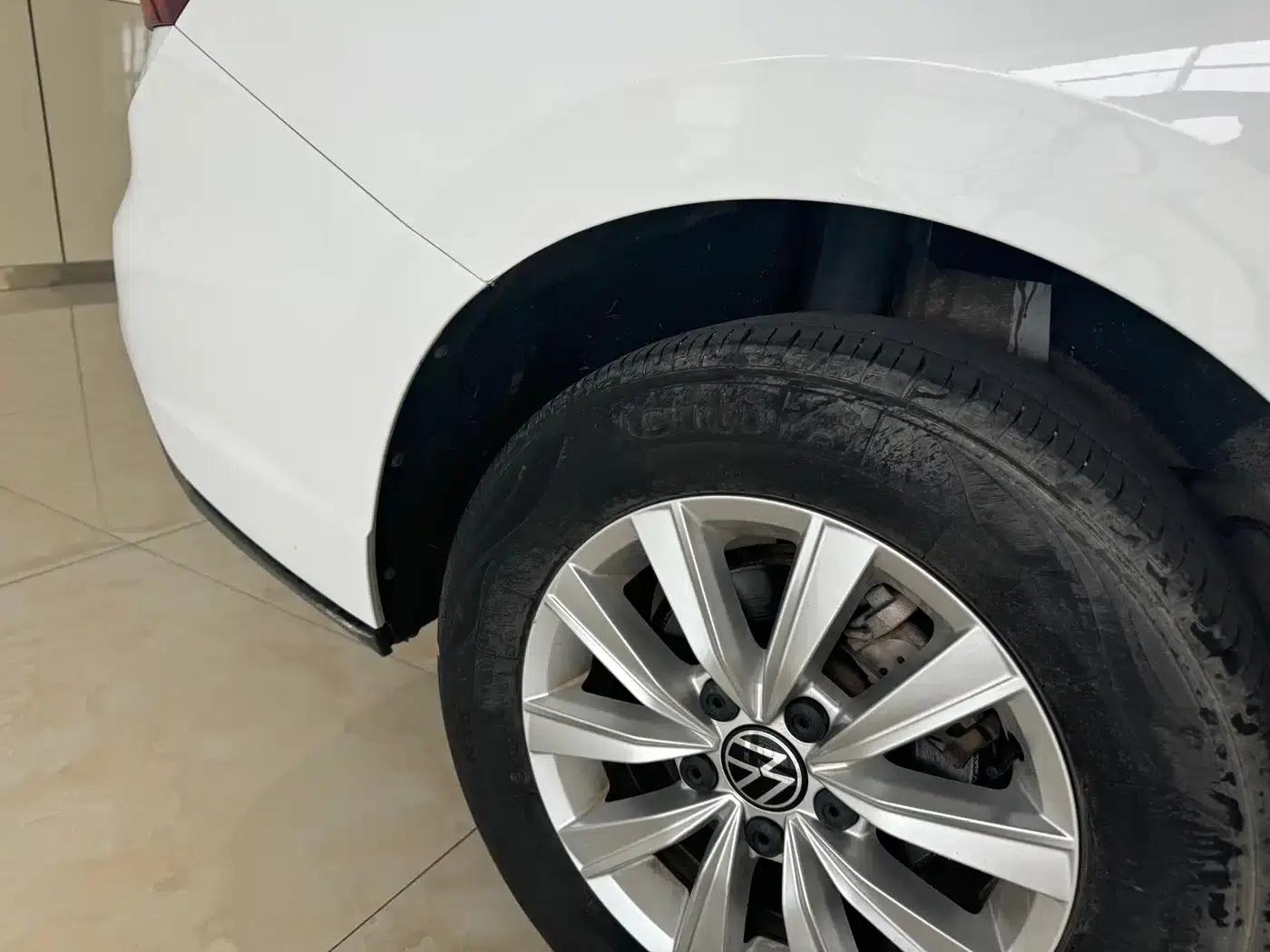 2024 Volkswagen Lavida 1.5L Automatic Comfort Edition — миниатюра 13
