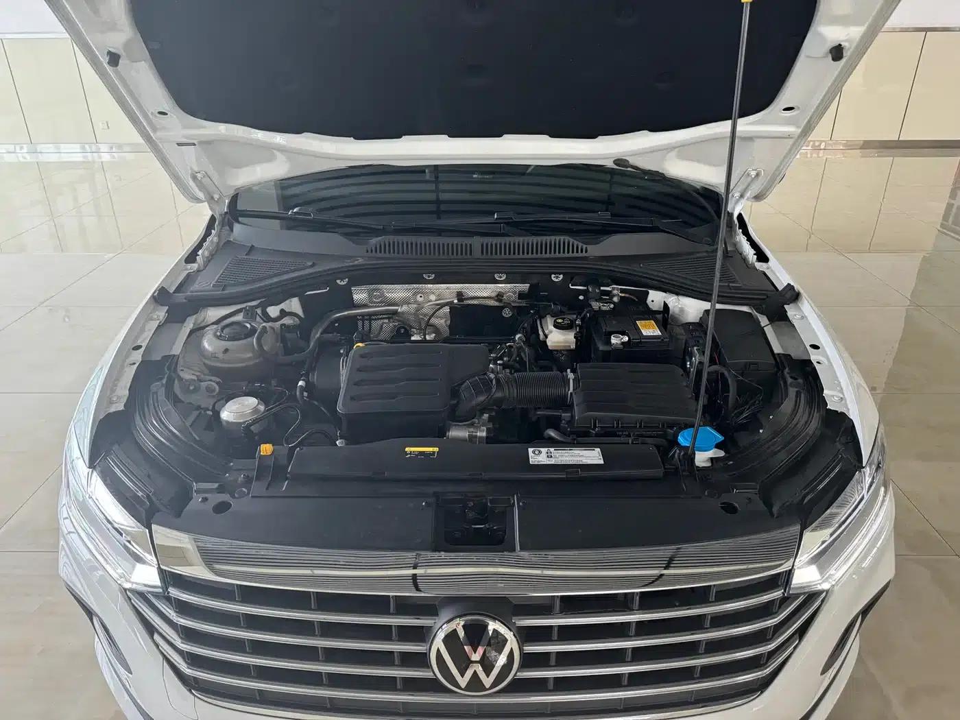 2024 Volkswagen Lavida 1.5L Automatic Comfort Edition — миниатюра 20
