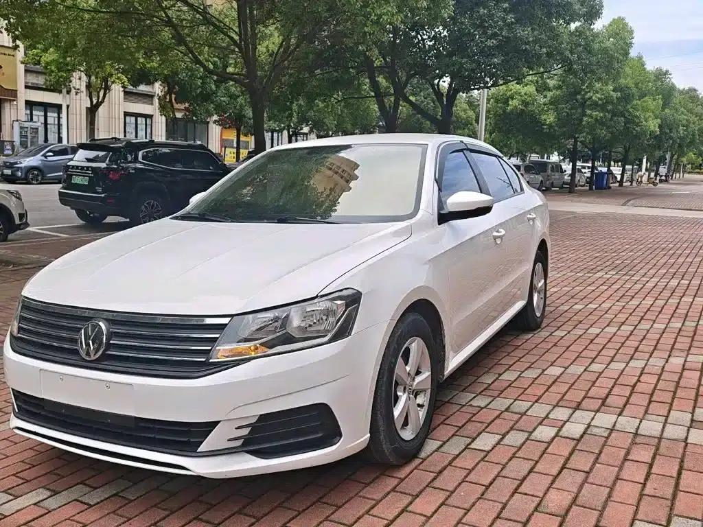 2019 Volkswagen Lavida, Lavida Qihang 1.5L Automatic Comfort Edition (National VI Emission Standard) — миниатюра 1