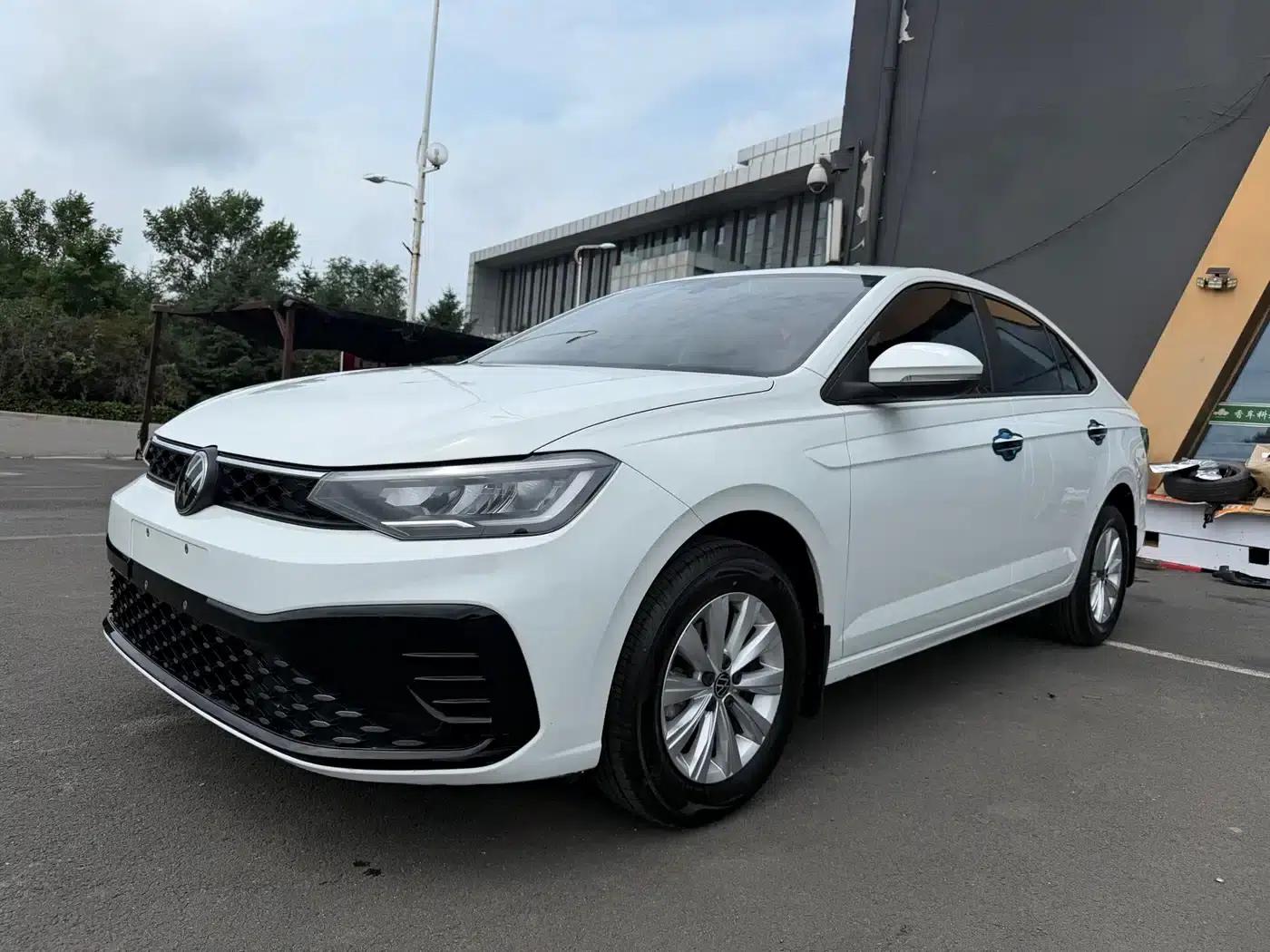 2025 Volkswagen Lavida New Elite 1.5L New Elite Edition — миниатюра 1