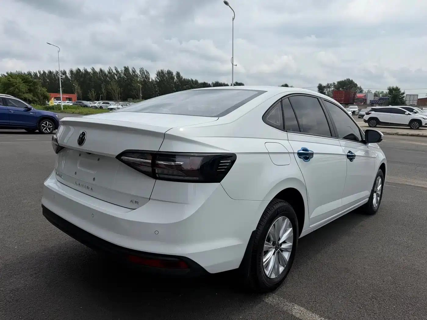 2025 Volkswagen Lavida New Elite 1.5L New Elite Edition — миниатюра 15