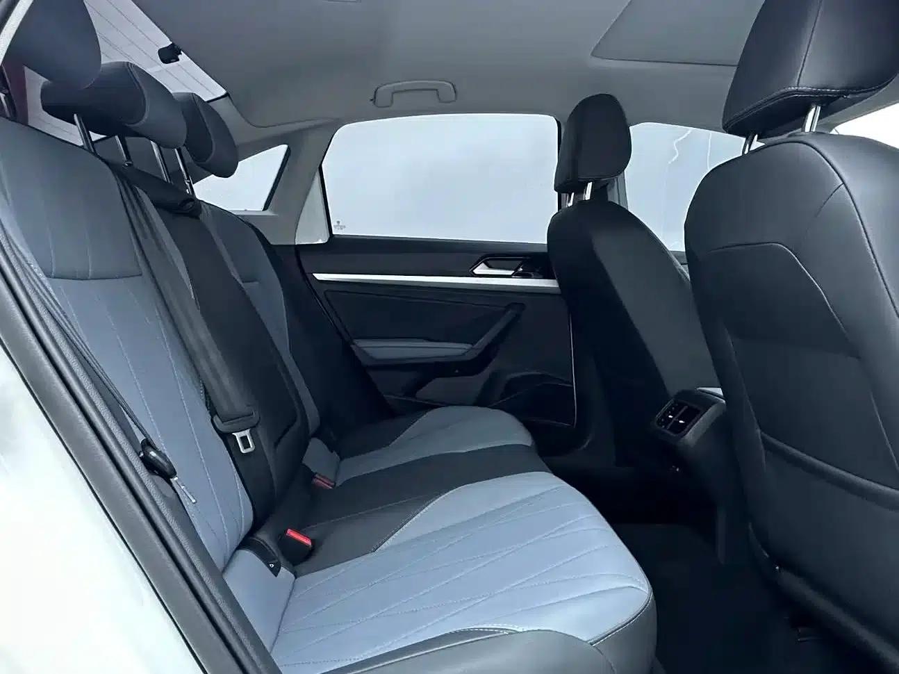 2023 Volkswagen Lavida 1.5L Automatic Starry Sky Five Million Edition — миниатюра 10