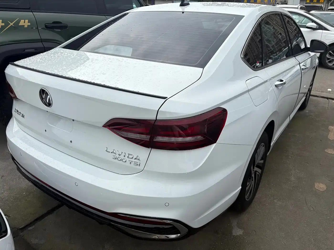 2023 Volkswagen Lavida 300TSI DSG Starry Sky Edition — миниатюра 16