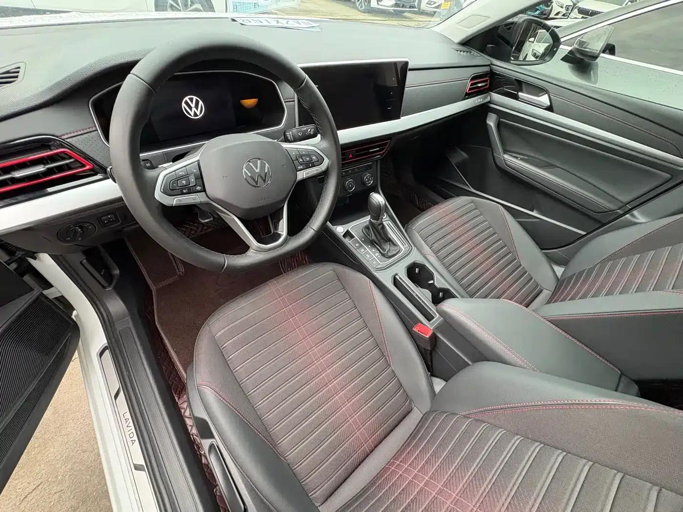 2023 Volkswagen Lavida 300TSI DSG Starry Sky Edition — миниатюра 7