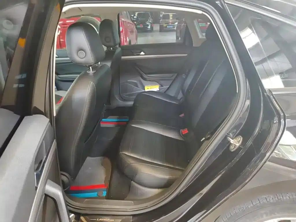 2022 Volkswagen Lavida 1.5L Automatic Fashion Edition — миниатюра 17