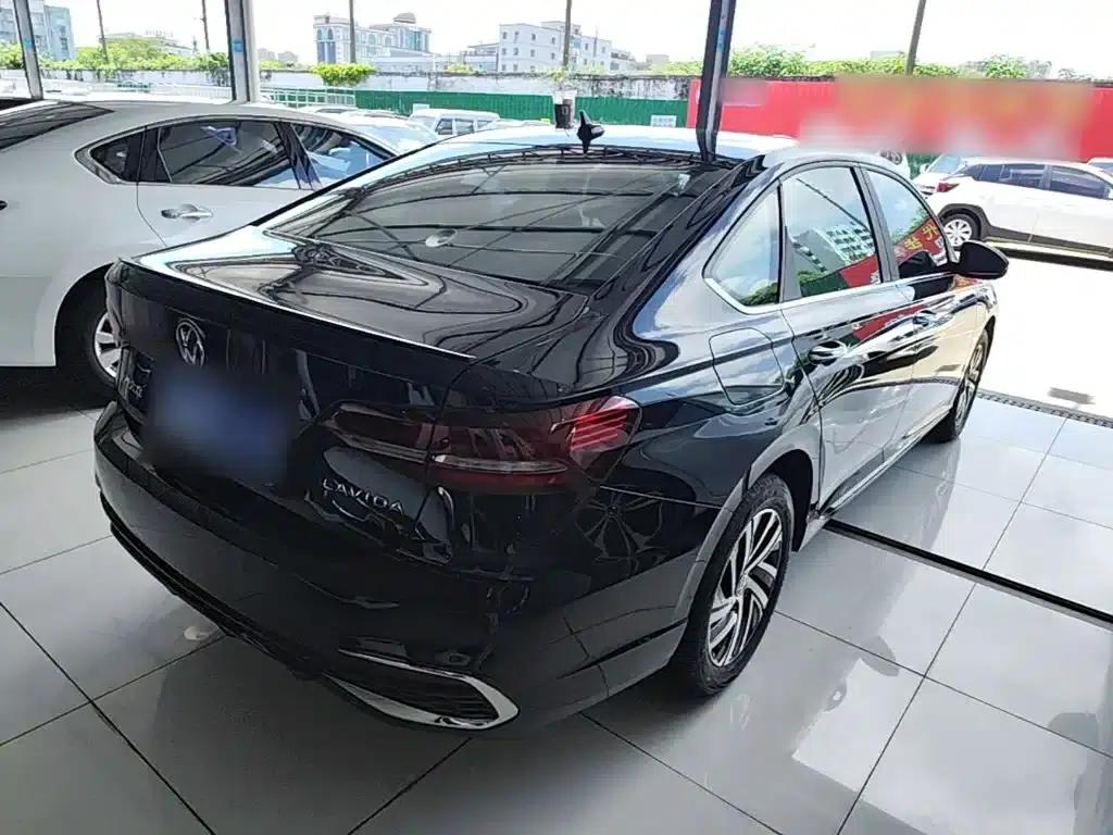 2024 Volkswagen Lavida 300TSI DSG Starry Sky Edition — миниатюра 7