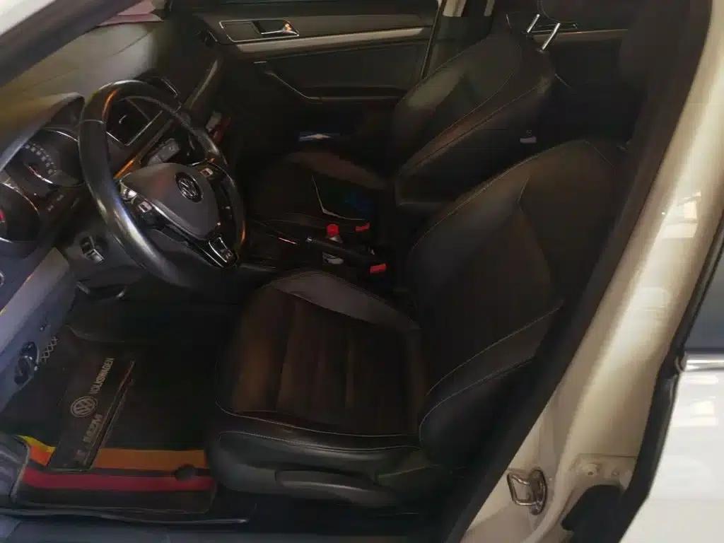 2017 Volkswagen Lavida 230TSI DSG Comfort Edition — миниатюра 8
