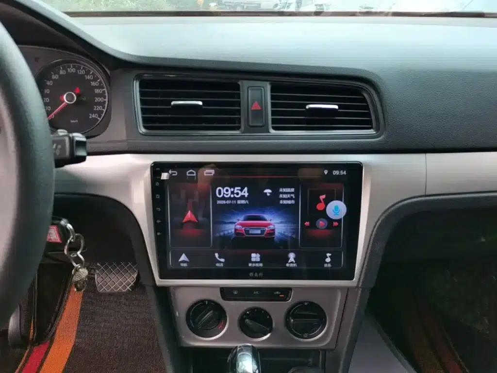 2015 Volkswagen Lavida 1.6L Automatic Fashion Edition — миниатюра 13