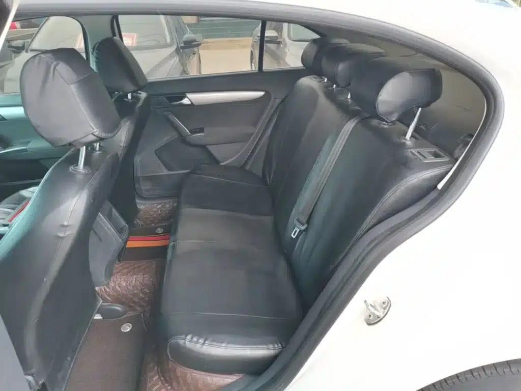 2015 Volkswagen Lavida 1.6L Automatic Fashion Edition — миниатюра 17
