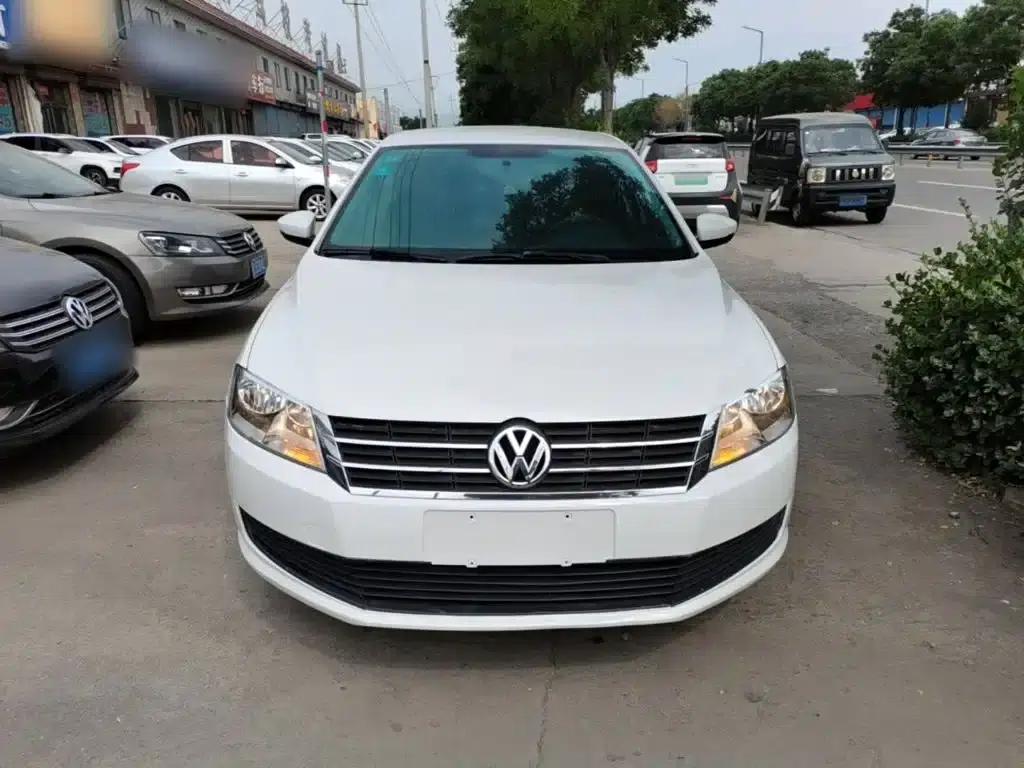 2015 Volkswagen Lavida 1.6L Automatic Fashion Edition — миниатюра 3