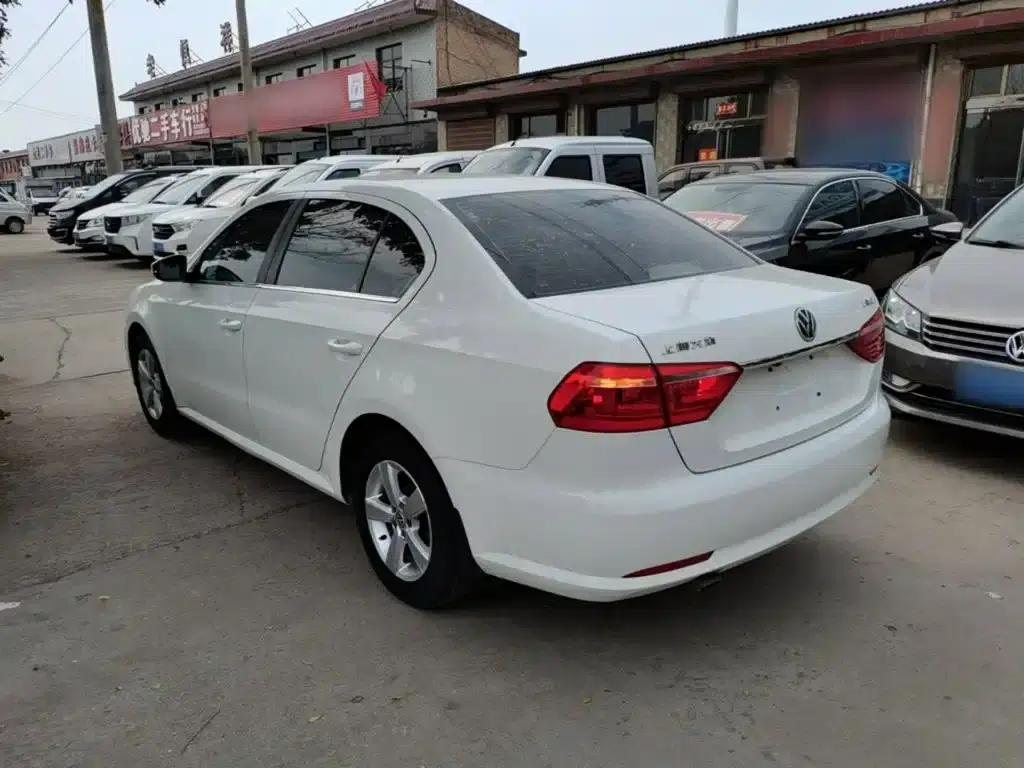 2015 Volkswagen Lavida 1.6L Automatic Fashion Edition — миниатюра 5