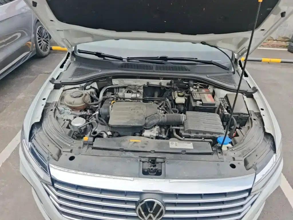 2023 Volkswagen Lavida Facelift 1.5L Automatic Comfort Edition — миниатюра 20
