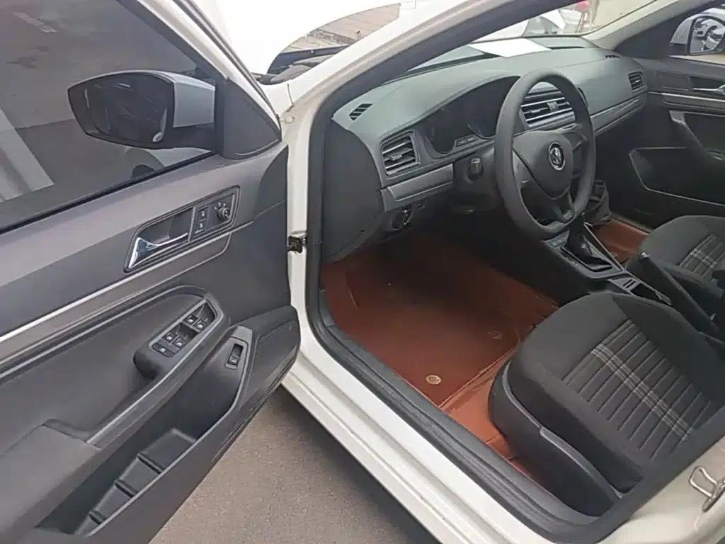 2019 Volkswagen Lavida, Lavida Qihang 1.5L Automatic Fashion Edition (National VI Emission Standard) — миниатюра 16