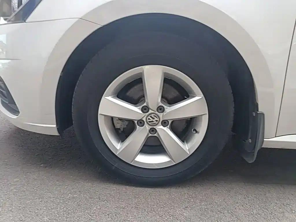 2019 Volkswagen Lavida, Lavida Qihang 1.5L Automatic Fashion Edition (National VI Emission Standard) — миниатюра 23