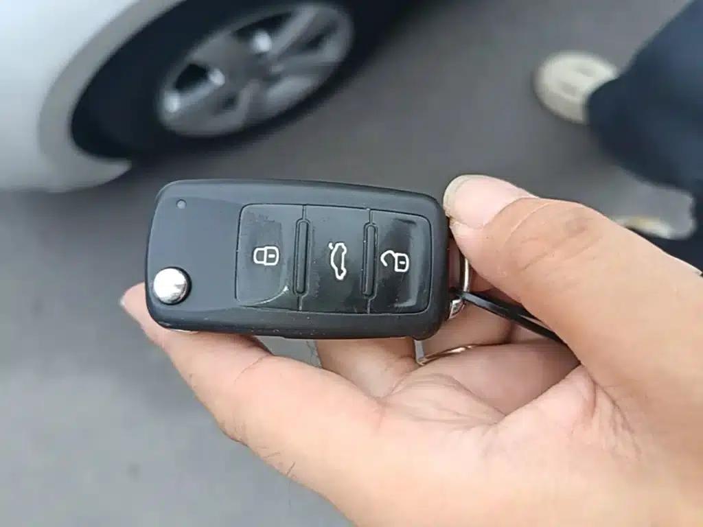 2019 Volkswagen Lavida, Lavida Qihang 1.5L Automatic Fashion Edition (National VI Emission Standard) — миниатюра 9