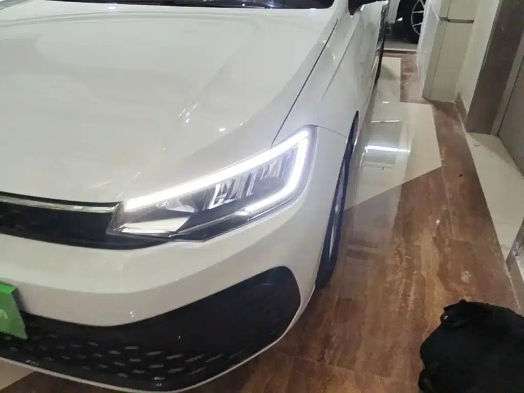 2023 Volkswagen Lavida New Elite 1.5L Automatic New Elite Edition — миниатюра 24