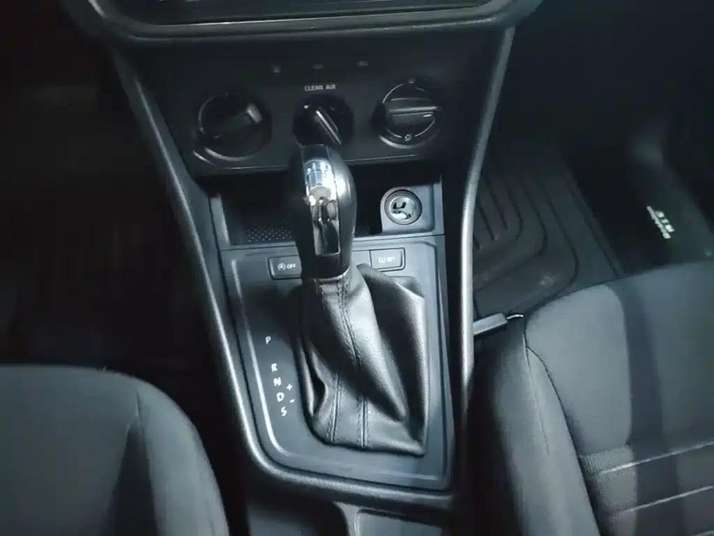 2019 Volkswagen Lavida, Lavida Qihang 1.5L Automatic Fashion Edition (National VI Emission Standard) — миниатюра 14