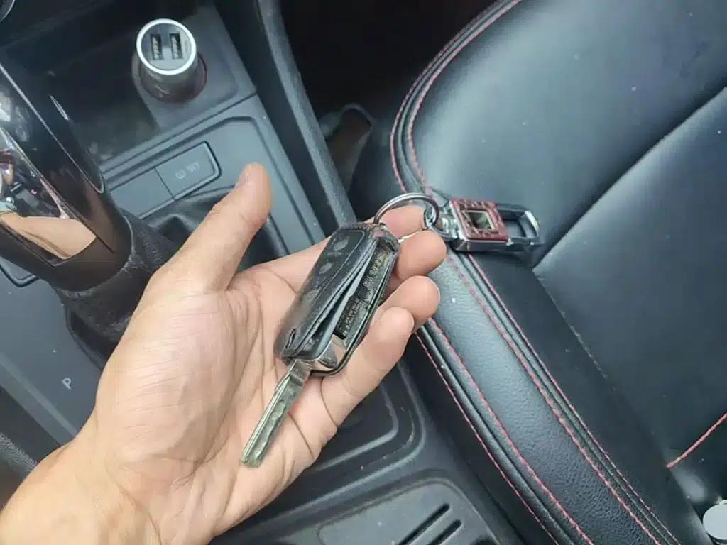 2015 Volkswagen Lavida 1.6L Automatic Fashion Edition — миниатюра 9