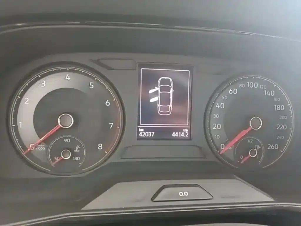 2021 Volkswagen Lavida 280TSI DSG Comfort Edition — миниатюра 12