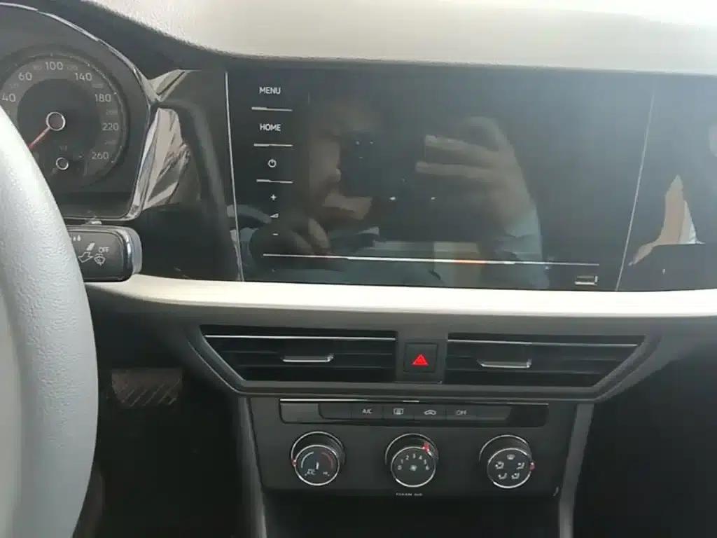 2021 Volkswagen Lavida 280TSI DSG Comfort Edition — миниатюра 13