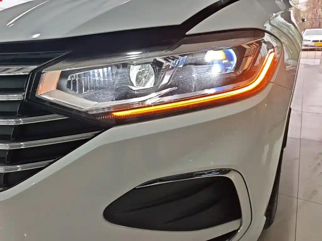 2023 Volkswagen Lavida 280TSI DSG Full Comfort Edition — миниатюра 24