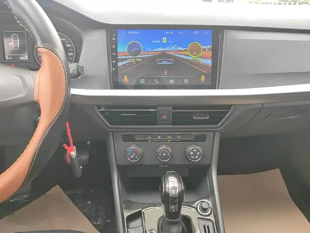 2019 Volkswagen Lavida 1.5L Automatic Fashion Edition (National VI Emission Standard) — миниатюра 13