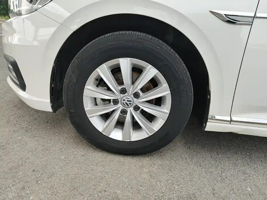 2019 Volkswagen Lavida 1.5L Automatic Fashion Edition (National VI Emission Standard) — миниатюра 23