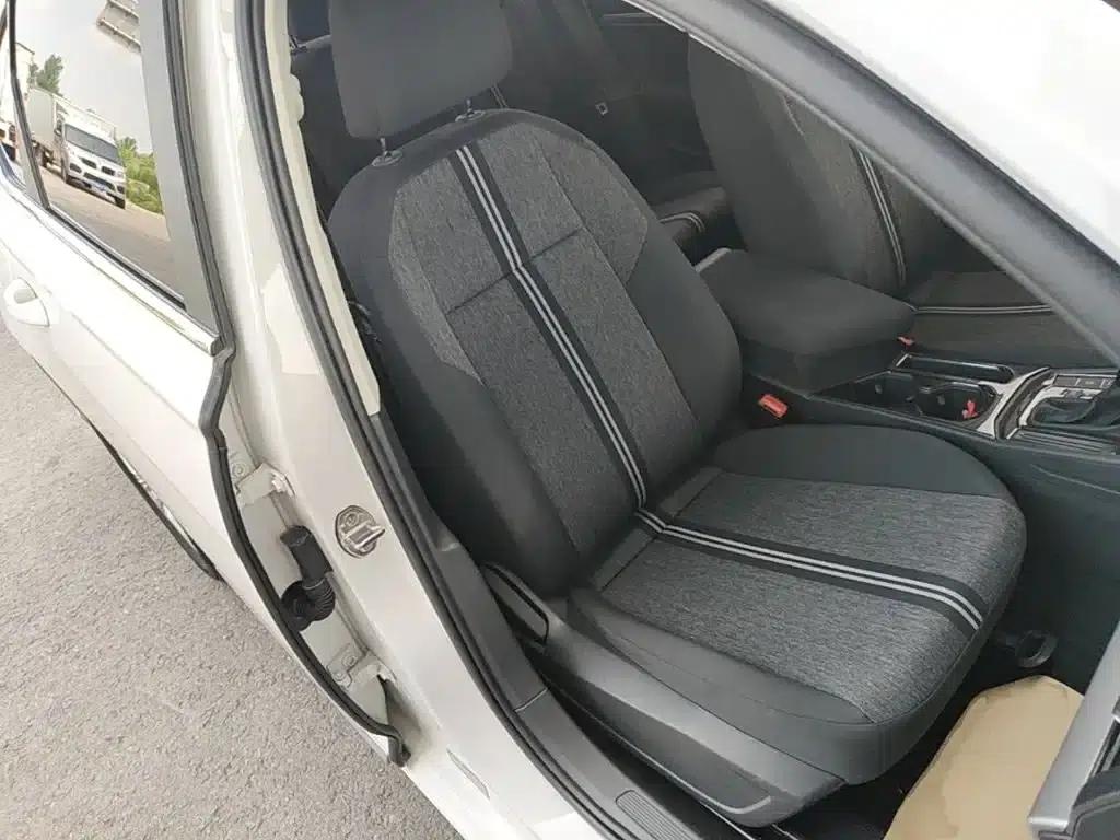 2019 Volkswagen Lavida 1.5L Automatic Fashion Edition (National VI Emission Standard) — миниатюра 25