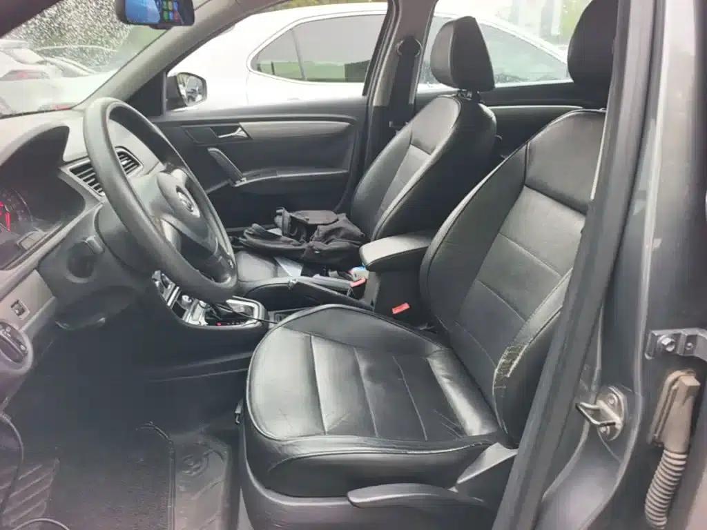 2013 Volkswagen Lavida Facelift 1.4TSI DSG Comfort Edition — миниатюра 8